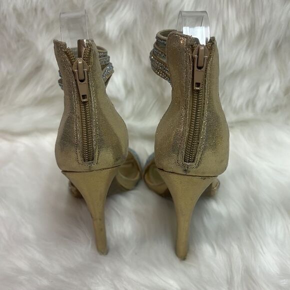 Steve Madden gold shimmer and embellished Strappy heels, size 6 BIN 16 - Picture 7 of 10